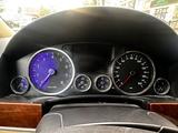 Volkswagen Touareg 2007 года за 5 200 000 тг. в Алматы – фото 5