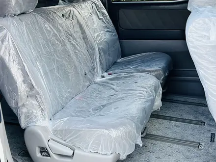 Toyota Alphard 2004 года за 7 300 000 тг. в Шымкент – фото 19