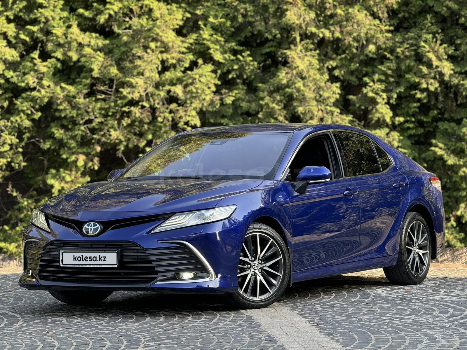 Toyota Camry 2021 г.