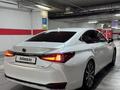 Lexus ES 250 2019 годаfor23 000 000 тг. в Алматы – фото 4