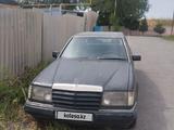 Mercedes-Benz E 200 1990 года за 650 000 тг. в Шымкент