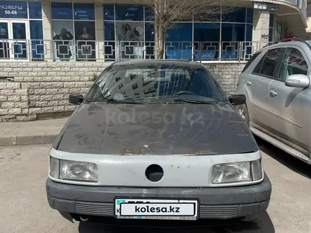 Volkswagen Passat 1992 года за 750 000 тг. в Астана – фото 2