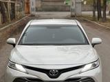 Toyota Camry 2019 года за 14 300 000 тг. в Шымкент – фото 3