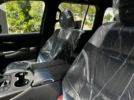 Toyota Land Cruiser 2021 года за 58 500 000 тг. в Актобе – фото 16
