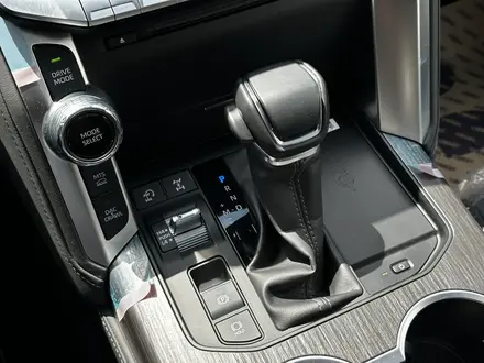 Toyota Land Cruiser 2021 года за 58 500 000 тг. в Актобе – фото 9