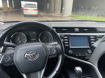 Toyota Camry 2019 года за 12 300 000 тг. в Астана