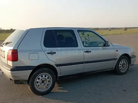 Volkswagen Golf 1993 года за 1 800 000 тг. в Караганда – фото 3