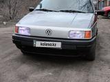 Volkswagen Passat 1992 года за 1 800 000 тг. в Семей