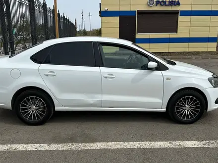 Volkswagen Polo 2015 года за 3 900 000 тг. в Астана – фото 4