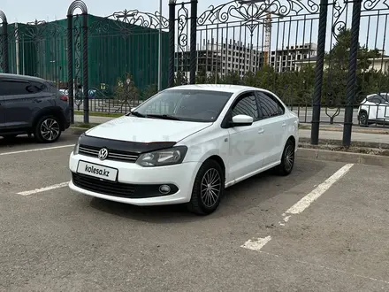 Volkswagen Polo 2015 года за 3 900 000 тг. в Астана