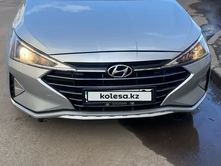 Hyundai Elantra 2018 года за 7 300 000 тг. в Астана