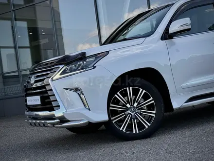 Lexus LX 570 2018 года за 43 000 000 тг. в Усть-Каменогорск – фото 6