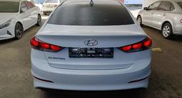 Hyundai Elantra 2017 года за 5 101 200 тг. в Алматы – фото 5