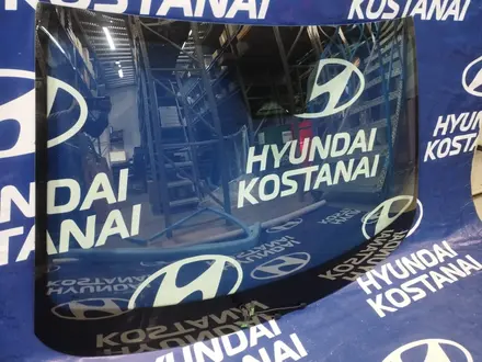 Стекло лобовое Hyundai Tucson за 279 800 тг. в Костанай