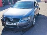 Volkswagen Passat 2005 годаfor2 700 000 тг. в Тараз – фото 2