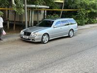 Mercedes-Benz E 430 2000 годаfor7 800 000 тг. в Шымкент