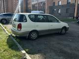 Kia Carens 2001 года за 2 600 000 тг. в Петропавловск – фото 3