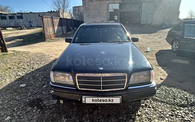 Mercedes-Benz C 220 1996 года за 1 990 000 тг. в Караганда