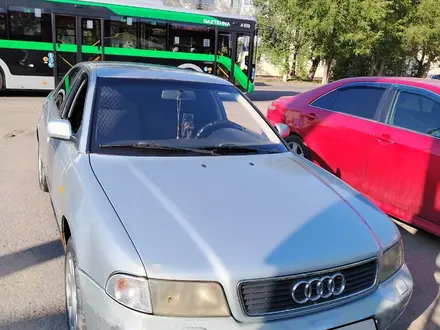 Audi A4 1997 года за 1 800 000 тг. в Астана – фото 6