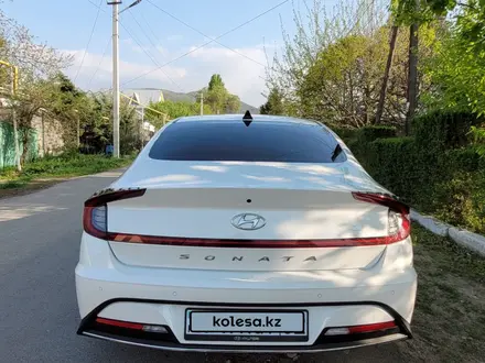 Hyundai Sonata 2020 года за 11 300 000 тг. в Алматы – фото 3