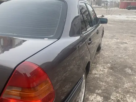 Mercedes-Benz C 200 1995 года за 1 750 000 тг. в Астана – фото 8