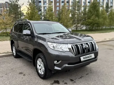 Toyota Land Cruiser Prado 2023 года за 27 000 000 тг. в Астана