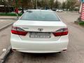 Toyota Camry 2017 года за 9 800 000 тг. в Алматы – фото 3