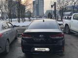 Hyundai Sonata 2018 года за 10 850 000 тг. в Алматы – фото 2