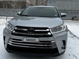 Toyota Highlander 2017 годаүшін17 600 000 тг. в Астана