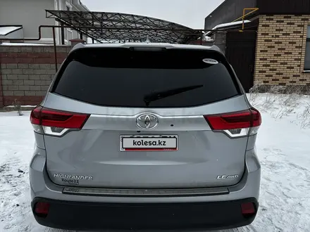 Toyota Highlander 2017 года за 17 600 000 тг. в Астана – фото 2