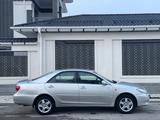 Toyota Camry 2005 года за 6 700 000 тг. в Шымкент – фото 2