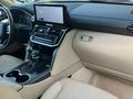 Toyota Land Cruiser Premium 2025 года за 63 090 000 тг. в Алматы – фото 15