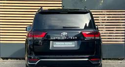 Toyota Land Cruiser Premium 2025 года за 63 090 000 тг. в Алматы – фото 5