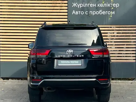 Toyota Land Cruiser Premium 2025 года за 63 090 000 тг. в Алматы – фото 5