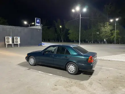 Mercedes-Benz C 220 1994 года за 2 500 000 тг. в Караганда – фото 2