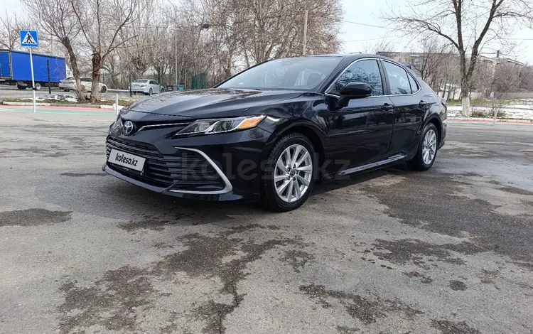 Toyota Camry 2021 годаfor14 100 000 тг. в Астана