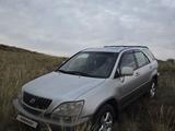 Lexus RX 300 1998 годаүшін3 900 000 тг. в Абай (Абайский р-н) – фото 3