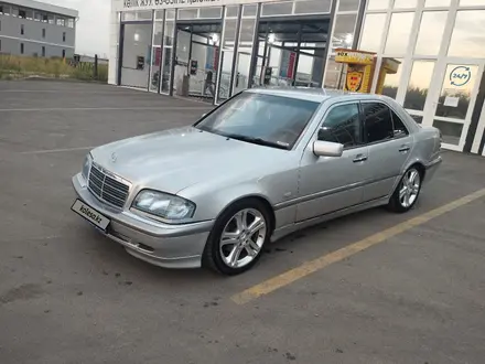 Mercedes-Benz C 200 1998 года за 3 550 000 тг. в Алматы