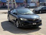 Toyota Camry 2014 года за 5 800 000 тг. в Атырау
