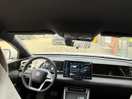 BYD Qin L DM-i Beyond 2025 года за 9 900 000 тг. в Алматы – фото 22