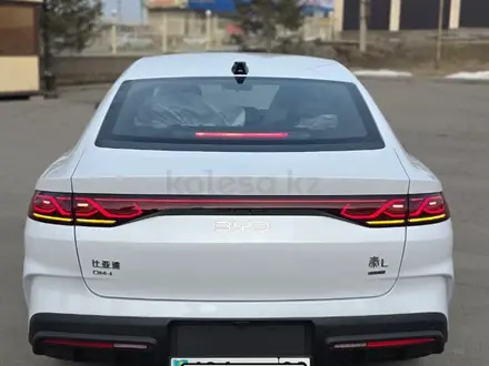 BYD Qin L DM-i Beyond 2025 года за 9 900 000 тг. в Алматы – фото 40