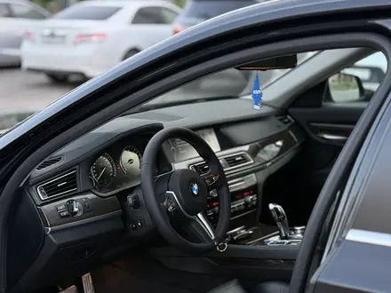 BMW 750 2010 года за 12 000 000 тг. в Астана – фото 14