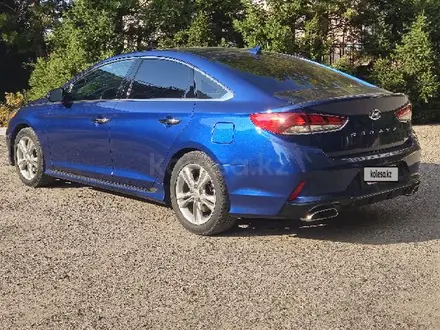 Hyundai Sonata 2018 года за 6 500 000 тг. в Караганда – фото 5