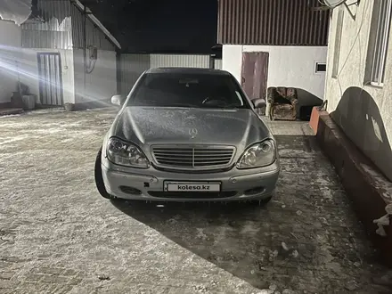 Mercedes-Benz S 320 1998 года за 3 500 000 тг. в Талдыкорган – фото 3