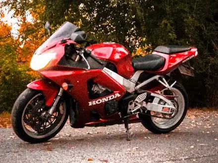 Honda  CBR 929RR Fireblade 2000 года за 2 700 000 тг. в Алматы – фото 5