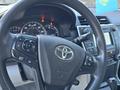 Toyota Camry 2015 годаfor9 200 000 тг. в Актобе – фото 16