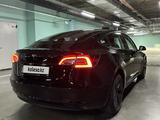 Tesla Model 3 2021 годаүшін15 000 000 тг. в Алматы – фото 4