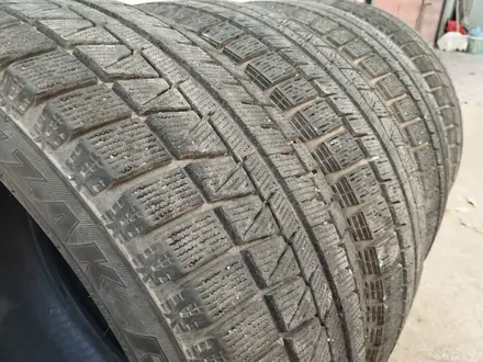 Шины зимние Bridgestone за 65 000 тг. в Алматы – фото 3