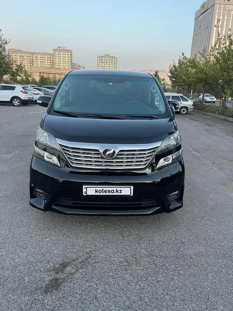 Toyota Alphard 2010 г.