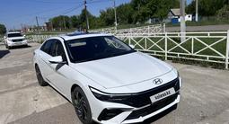 Hyundai Elantra 2023 года за 8 700 000 тг. в Атбасар – фото 4